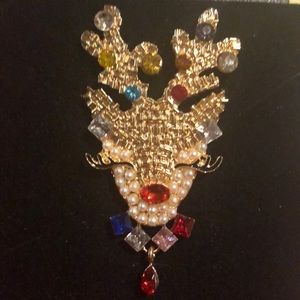 New Clarice pin . For coat or hat .